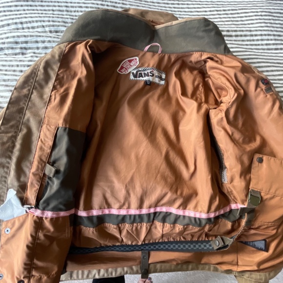 Vans Women’s Snowboard Jacket - Picture 2 of 2